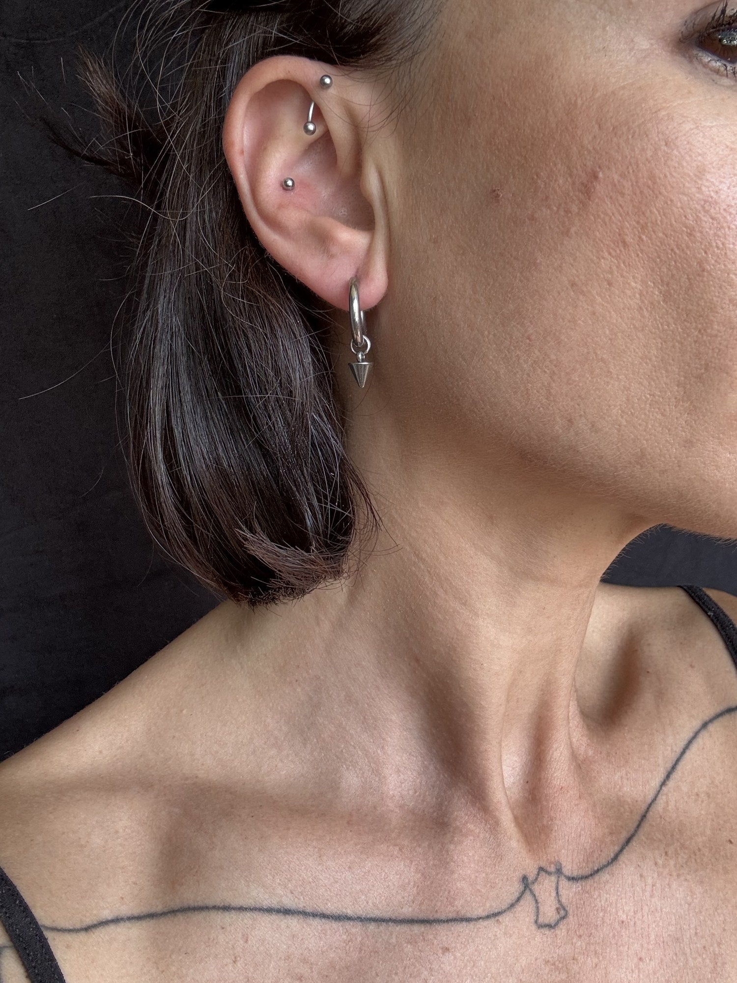 Single Pebble Spike & Coil Hoop Earrings