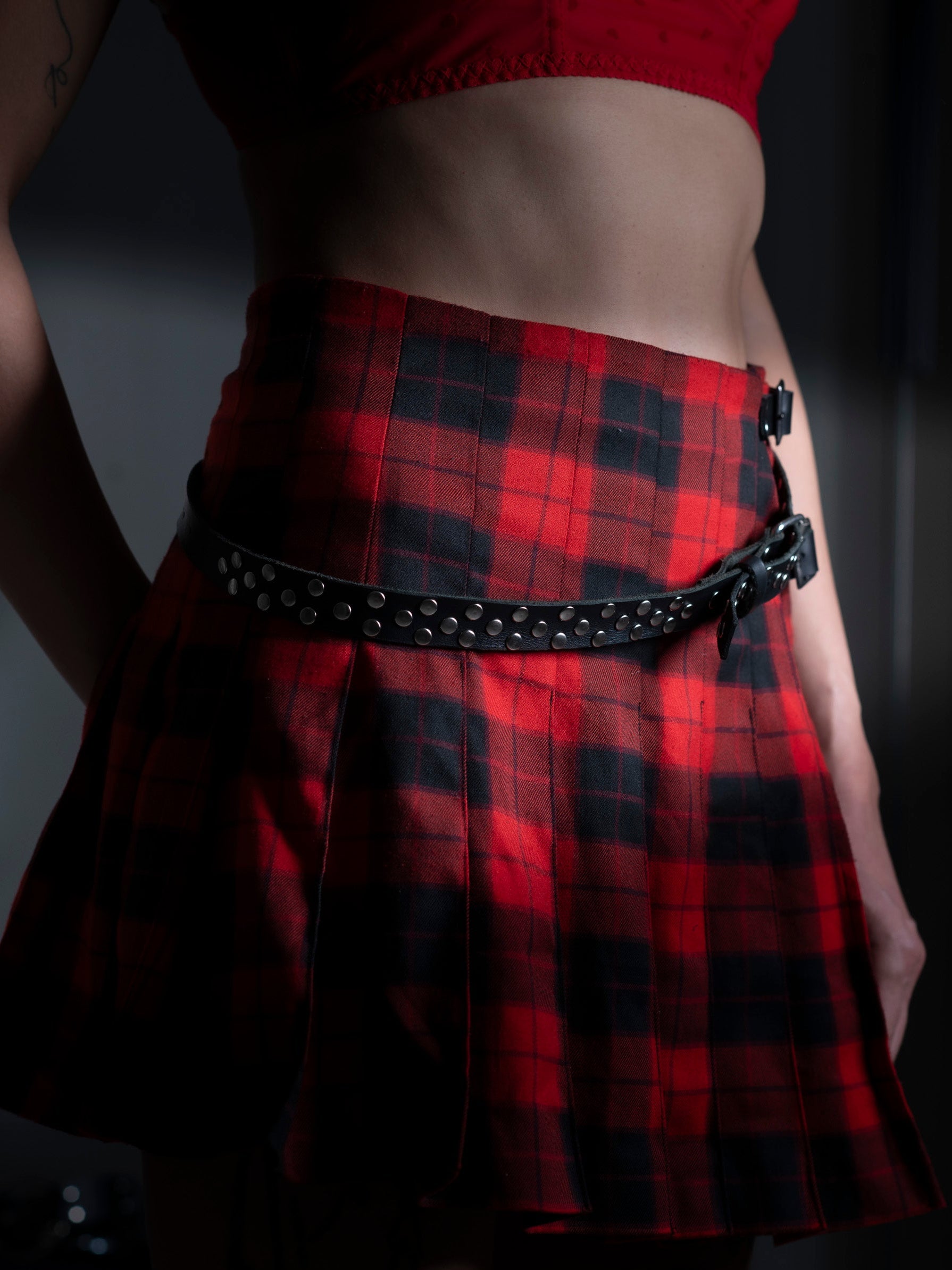Thin leather belt with studs