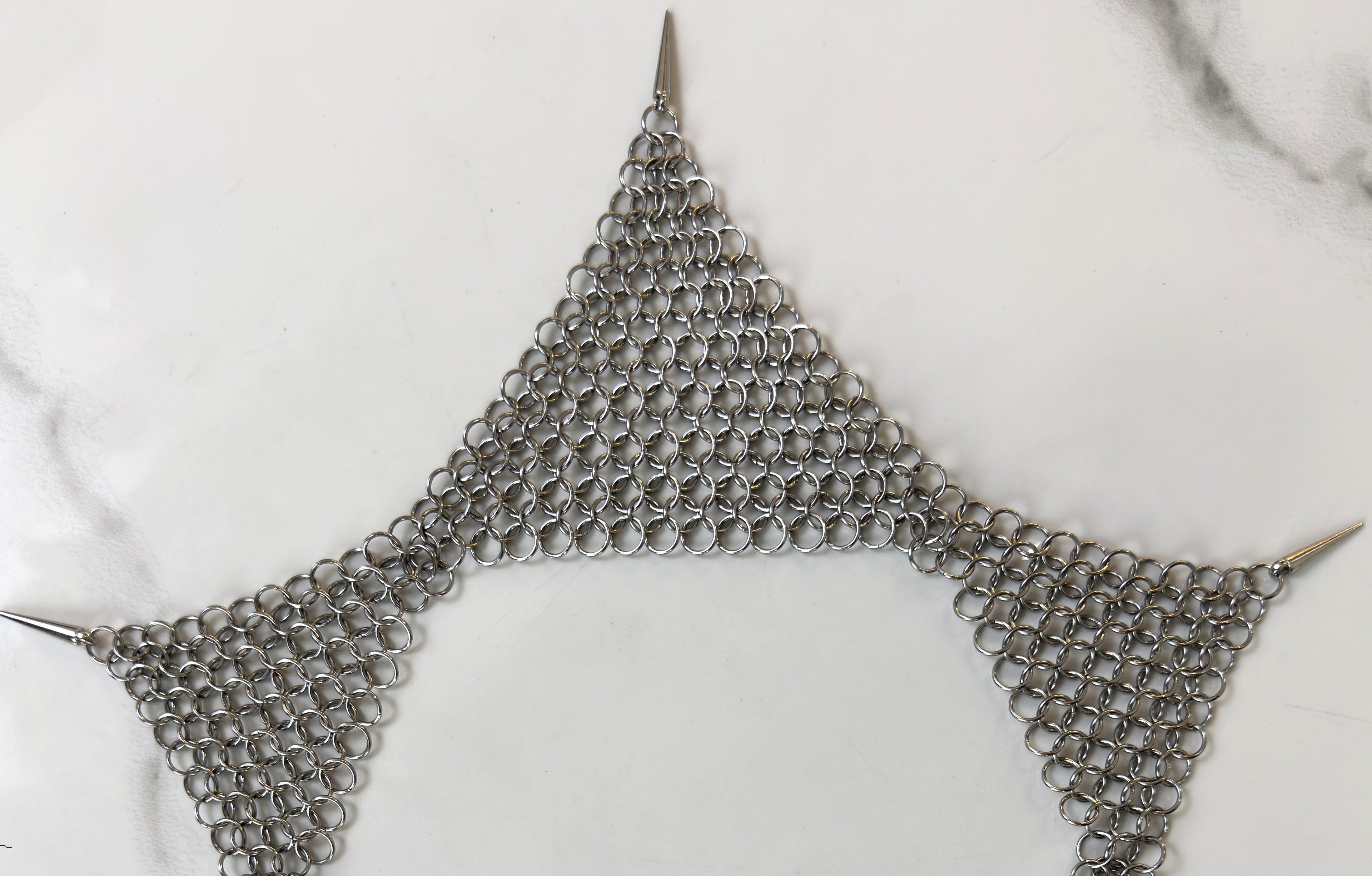Crown of chainmail