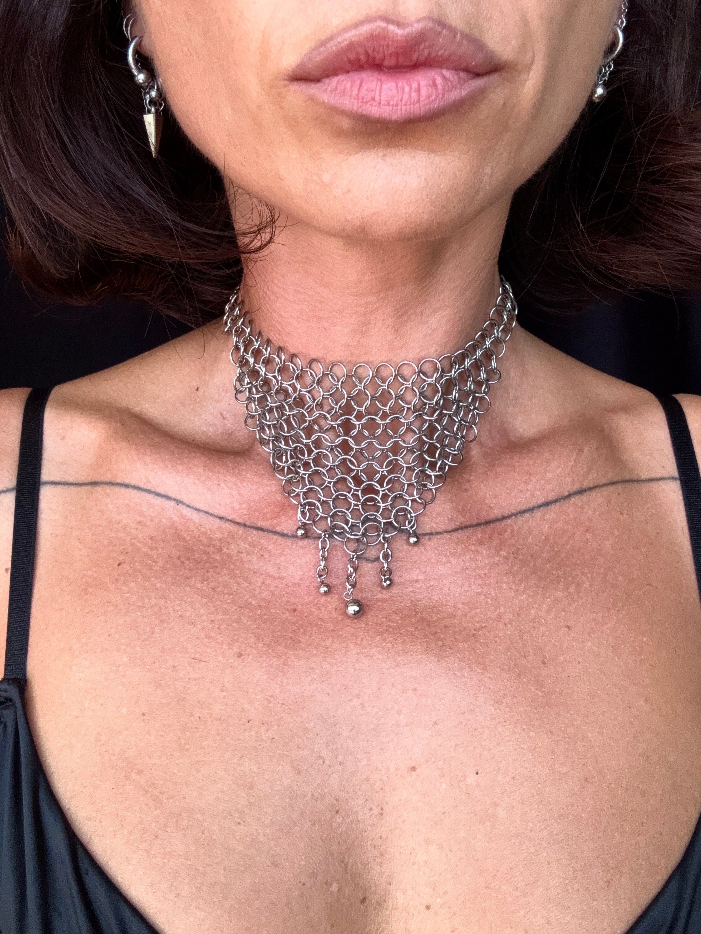 Chainmail & Pearl Collar