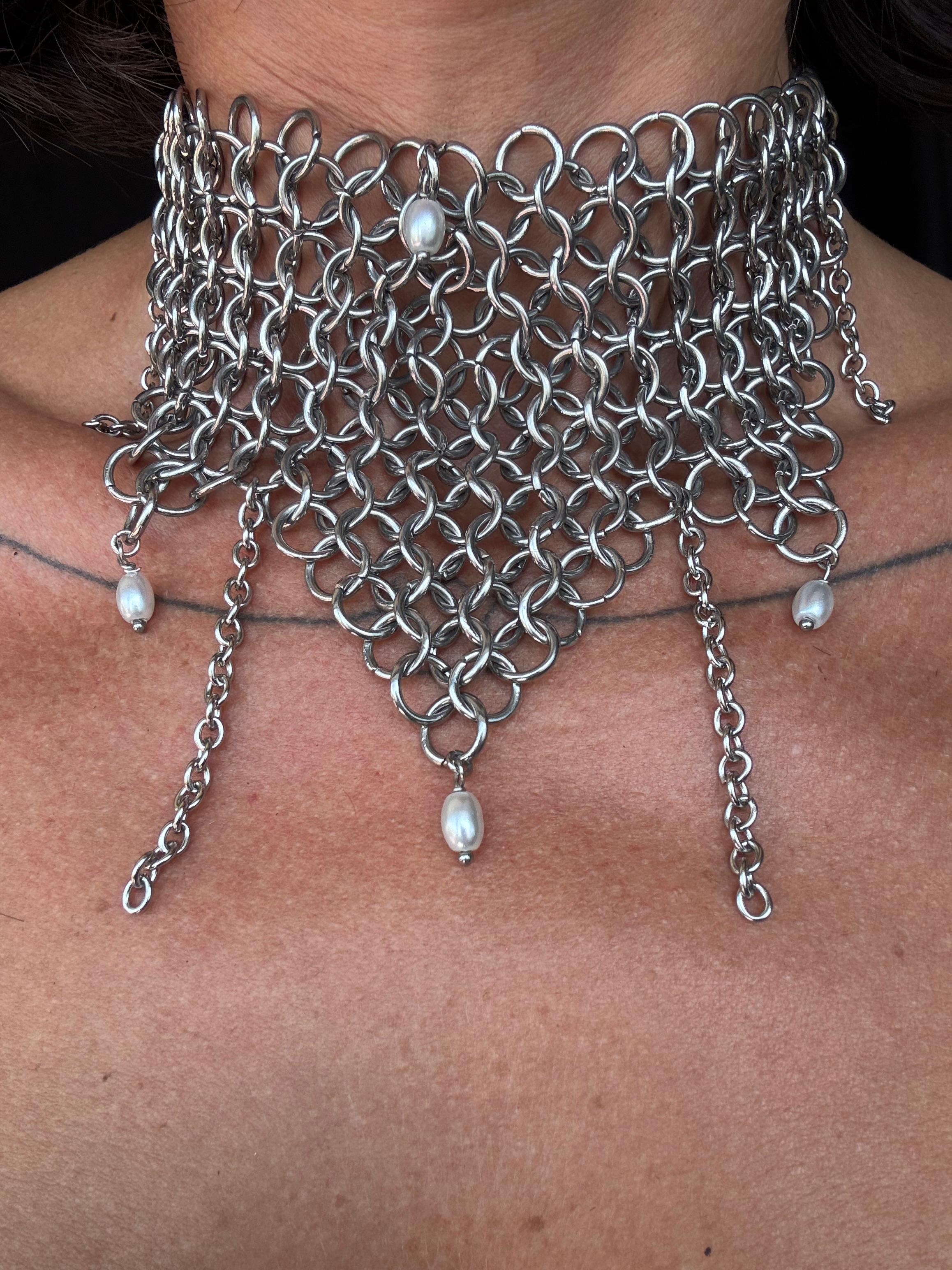 Chainmail & Pearl Collar